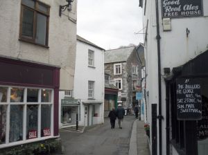 Photo of narrow streets in Looe