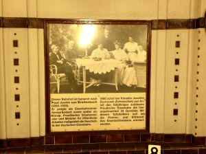 Breitenbachplatz platforms