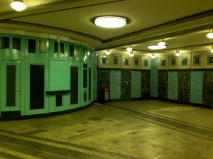 Ticket hall, Heidelberger Platz